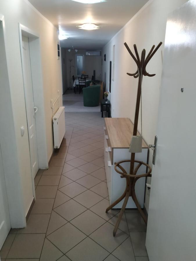 Ariana Apartman كراغوييفاك المظهر الخارجي الصورة